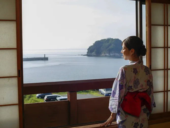 香住 日本夕陽百選の温泉宿 三七十館