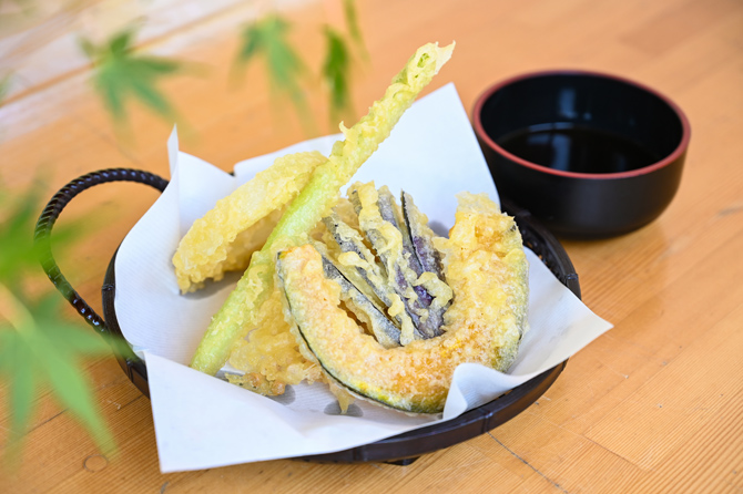 渓流 流しそうめん円右衛門