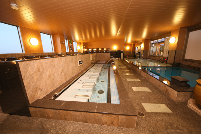 RAKU SPA 鶴見