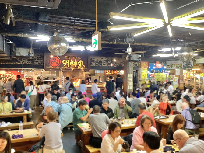 ひろめ市場