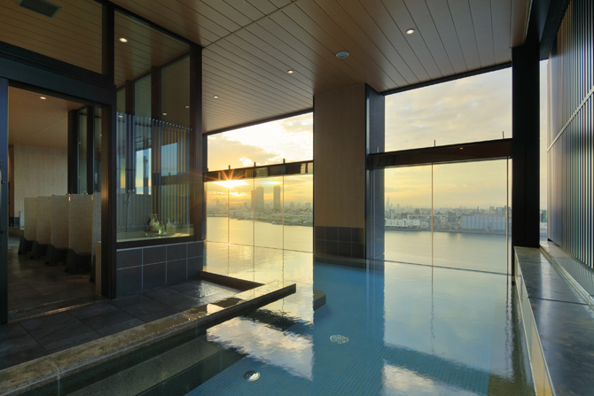 THE SINGULARI HOTEL & SKYSPA at Universal Studios Japan