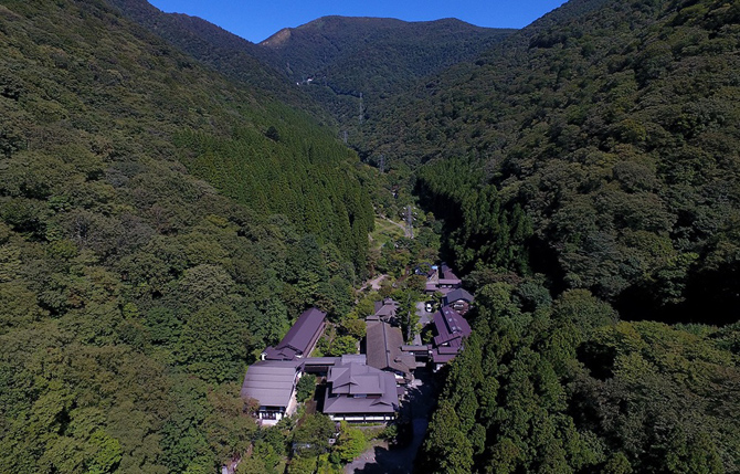 法師温泉 長寿館
