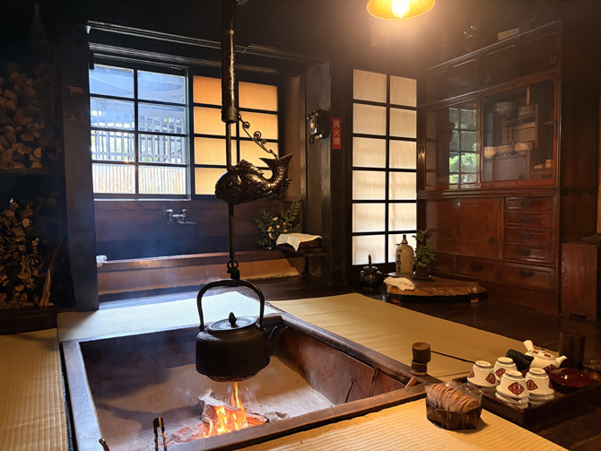 法師温泉 長寿館