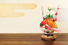 お正月飾りはいつからいつまで？門松・しめ飾り・鏡餅の意味や飾り方、処分方法も解説